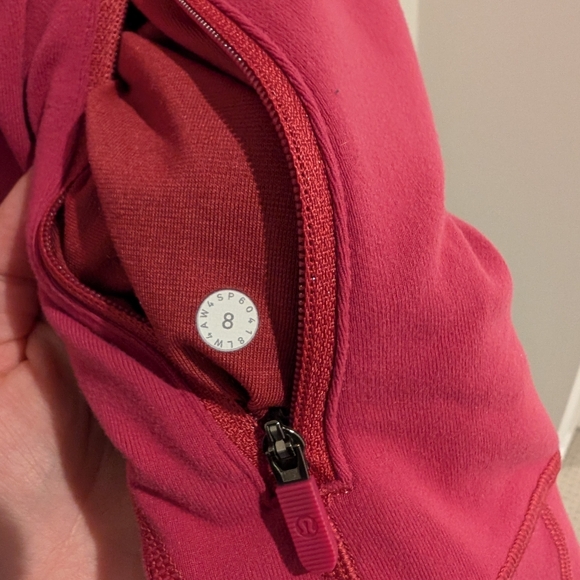 Lulu zip-up - Picture 2 of 5